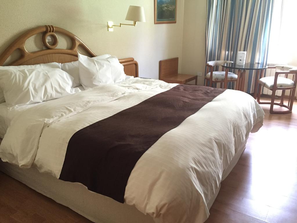 Hotel Cristal Bariloche Zewnętrze zdjęcie